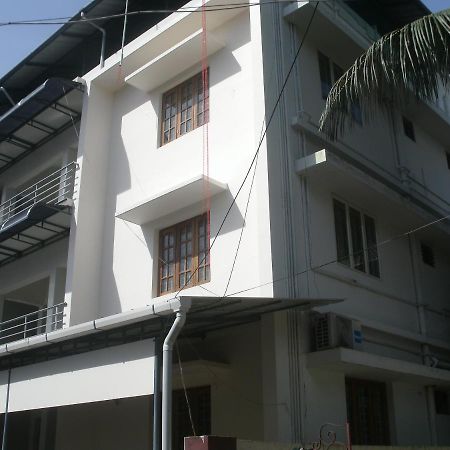 Jacaranda Holiday Home Kochi Eksteriør bilde